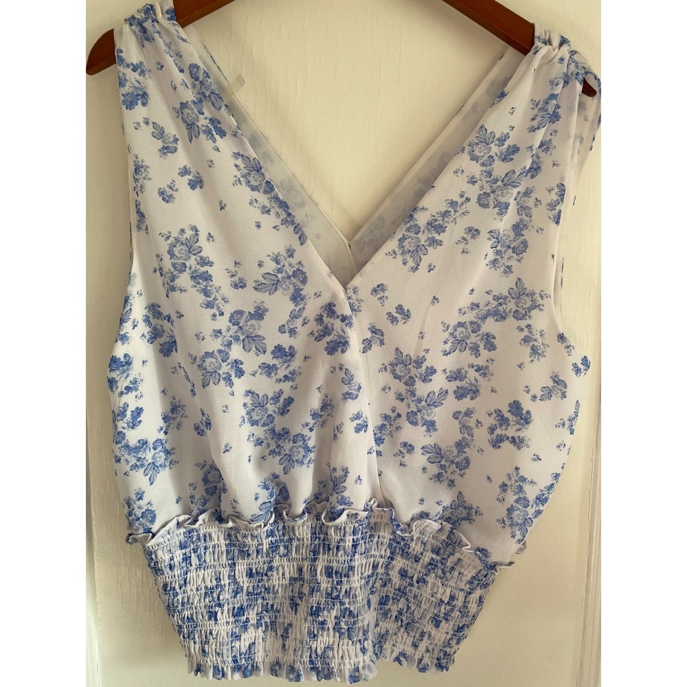 1 State Floral Tank Size XL Cottagecore Ditsy Floral Pastel Blue Cami Prairie